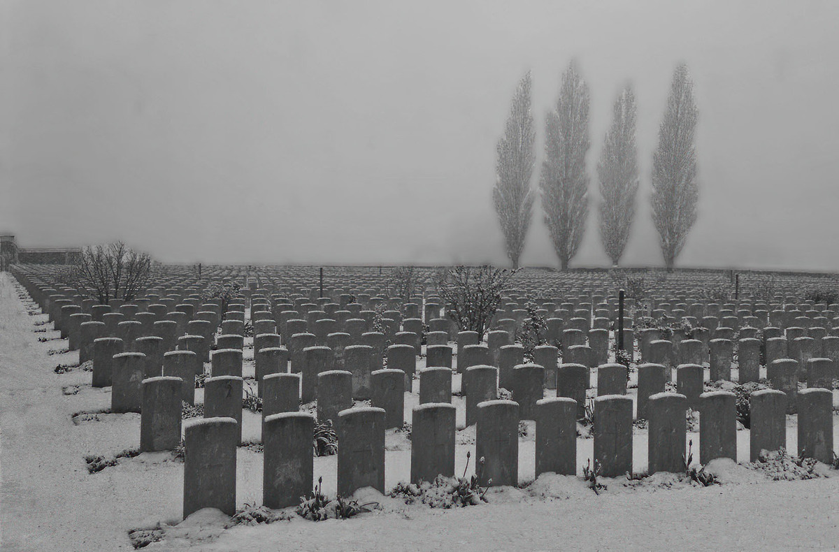 08 Tynecot Cemetery